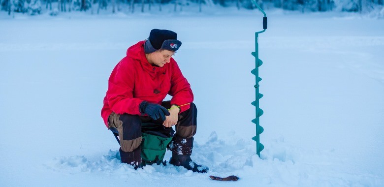 ice-fishing-sivakka.jpg